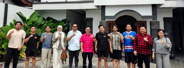 DPRD Barut Sambangi Asrama Mahasiswa Barut, Taufik dan Suparjan Serukan Mahasiswa Yogyakarta Jadi Harapan Masa Depan Daerah